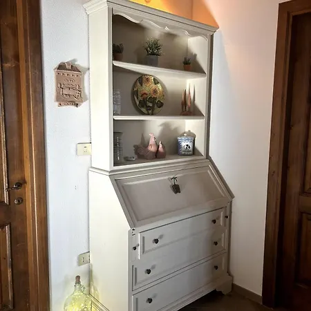 Villa Little Tuscany - Open November 2025