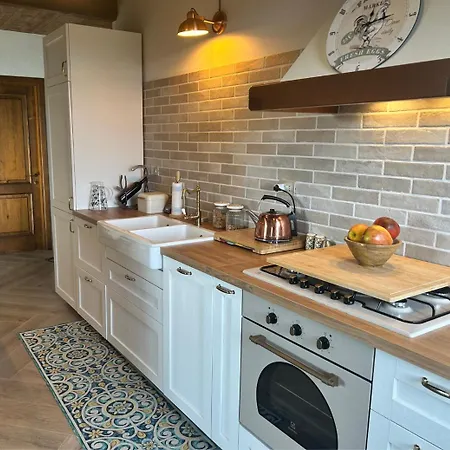 Little Tuscany - Open November 2025 * Cortona