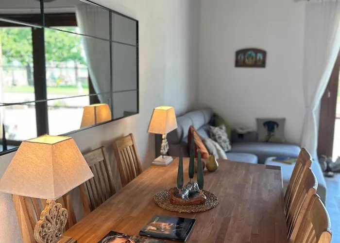 Villa Little Tuscany - Open November 2025 *