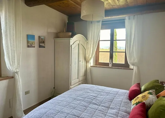 Villa Little Tuscany - Open November 2025