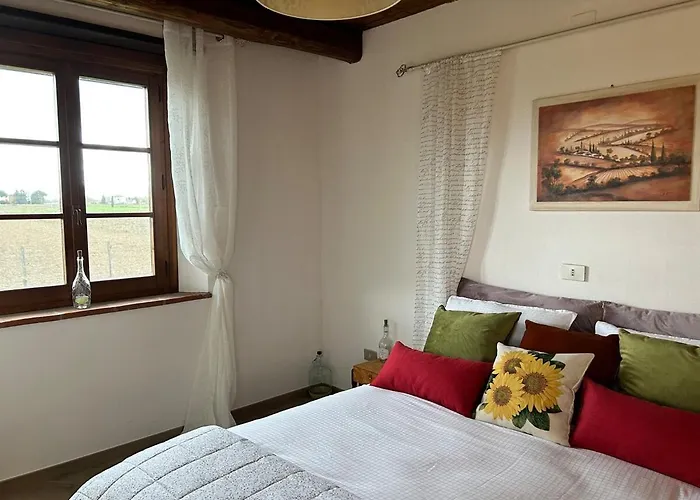 Villa Little Tuscany - Open November 2025